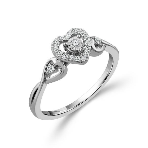 Round/Heart Cluster Diamond Promise Ring